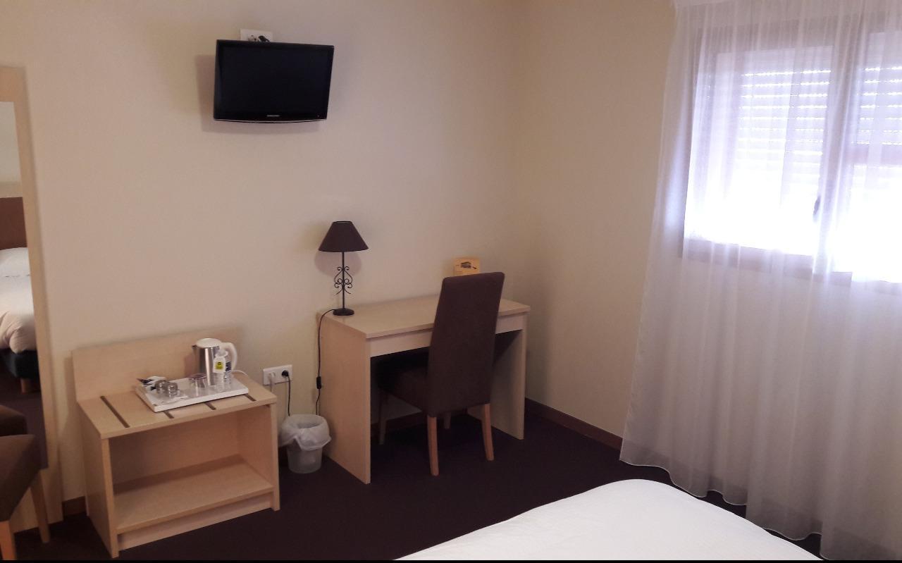 Cit'Hotel Talencia Thouars Exterior foto