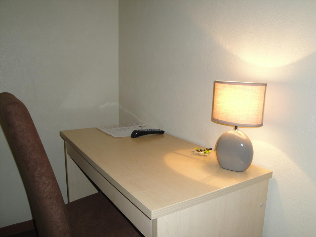 Cit'Hotel Talencia Thouars Zimmer foto
