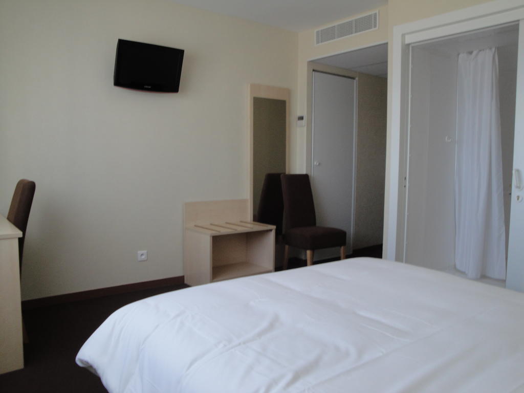 Cit'Hotel Talencia Thouars Zimmer foto